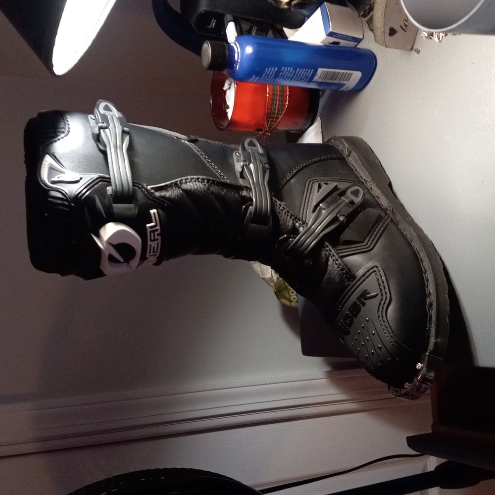 Motorcycle boots - Picture 2 of 4